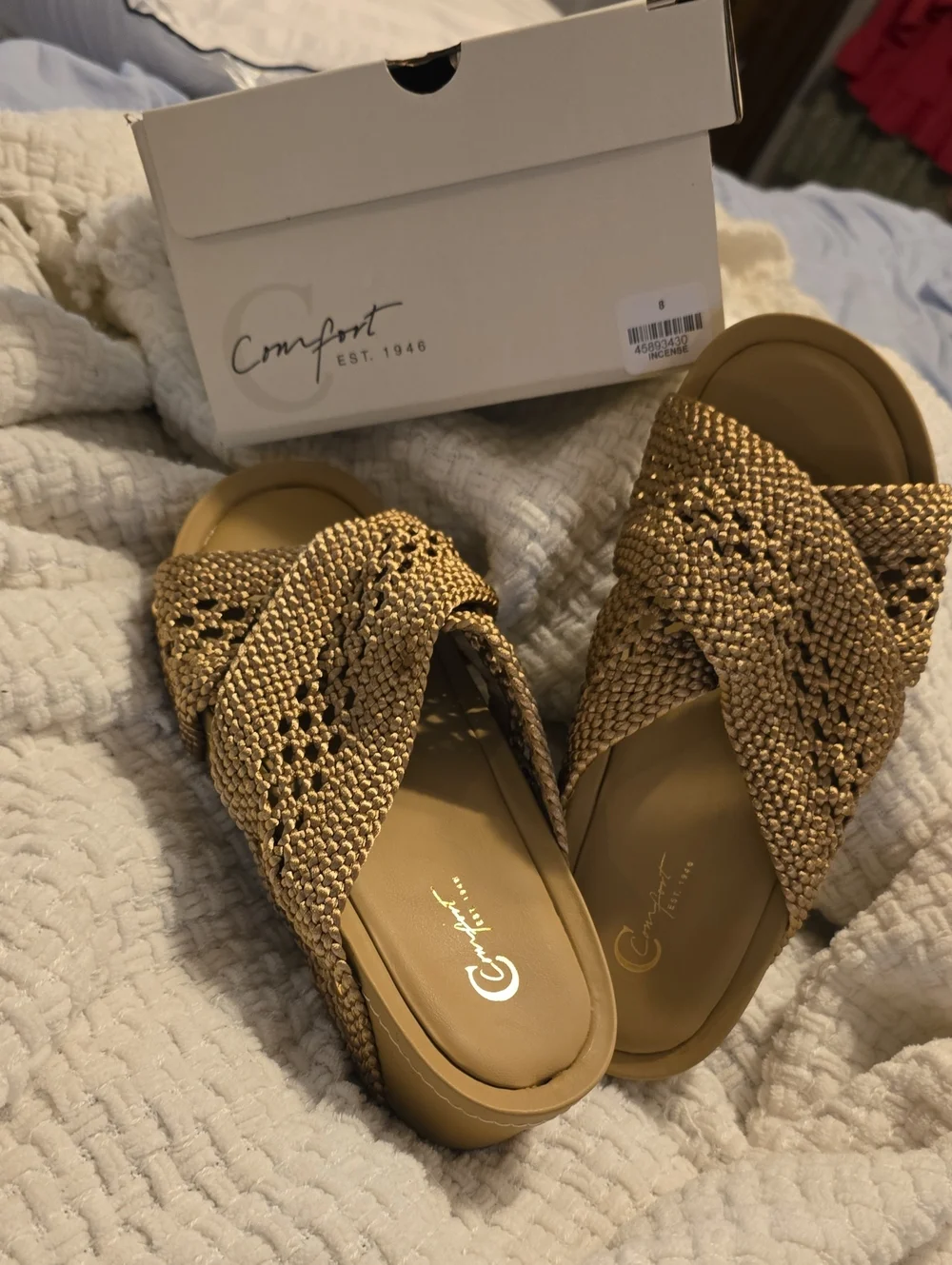 Comfort Cross‑Strap Woven Slide Sandal in Tan